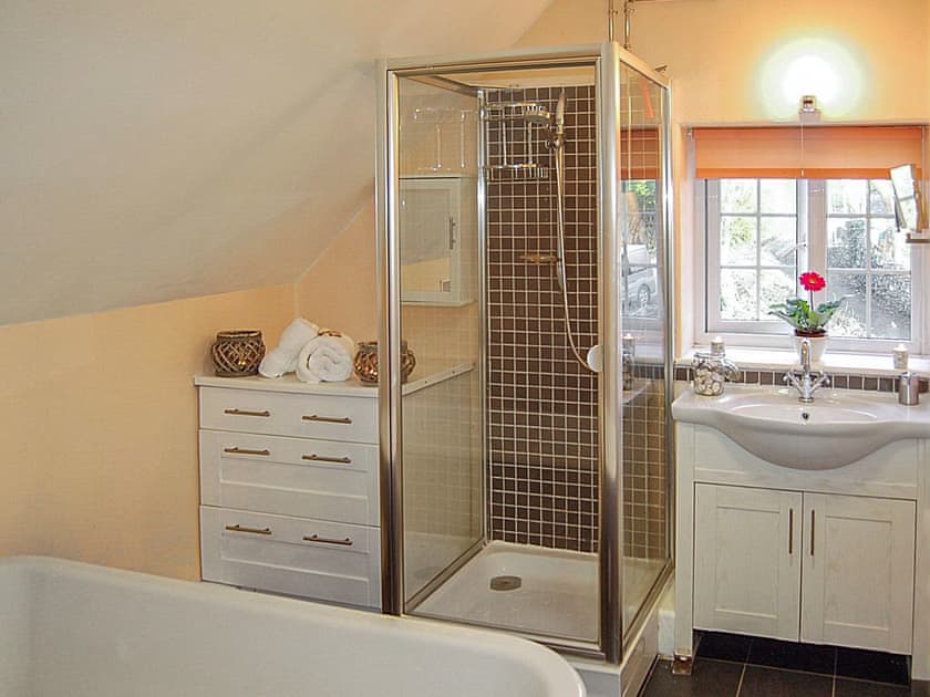Bathroom | Min Afon Sea View Cottage, Llanaber, near Barmouth