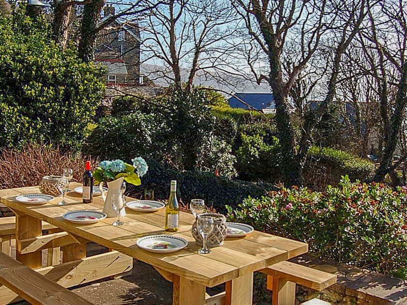 Sitting-out-area | Min Afon Sea View Cottage, Llanaber, near Barmouth