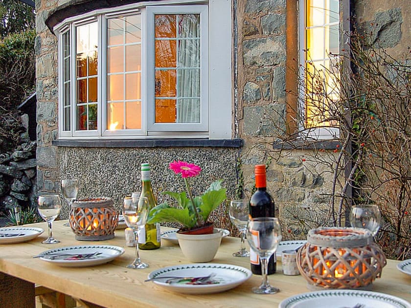 Sitting-out-area | Min Afon Sea View Cottage, Llanaber, near Barmouth