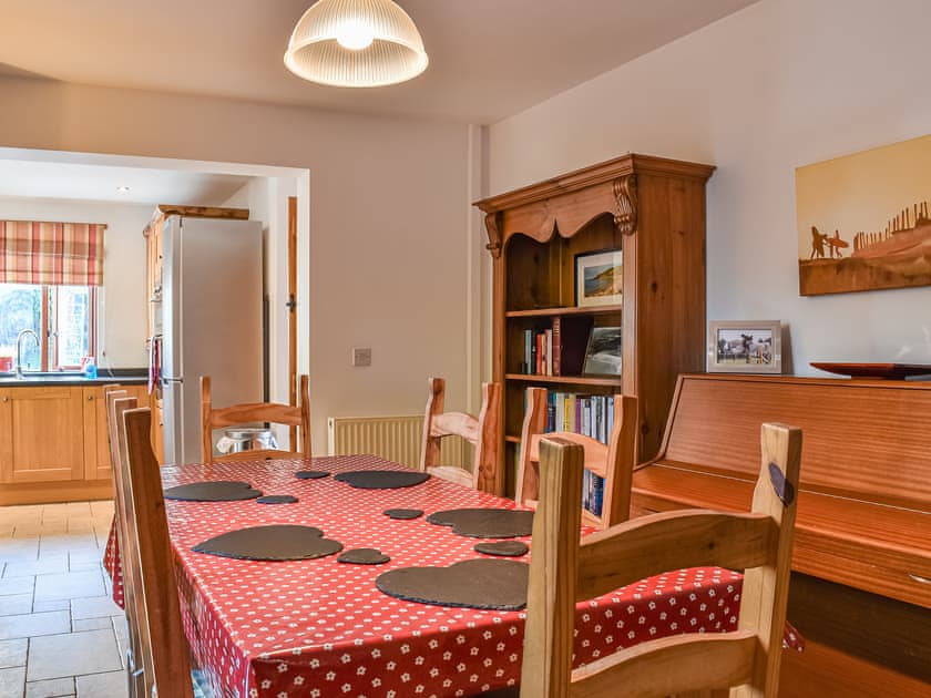Dining room | Honeysuckle Cottage, Pennard