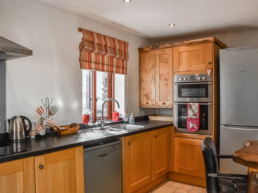 Kitchen | Honeysuckle Cottage, Pennard