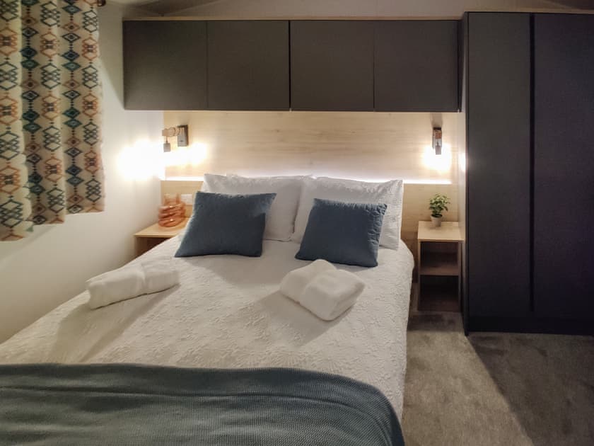 Double bedroom | Long View  Lodge, Felton