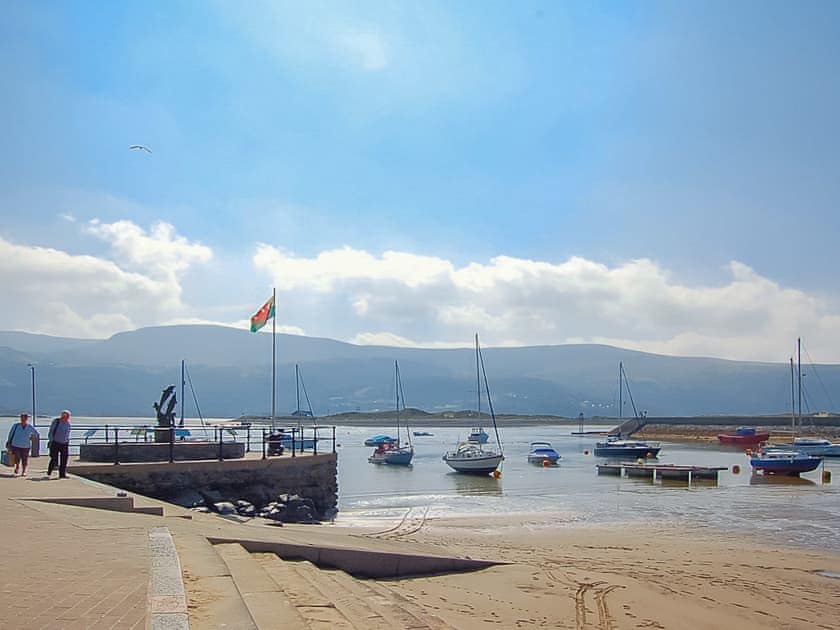Surrounding area | Craig View Fishermans Cottage - Lounge Holidays, Barmouth