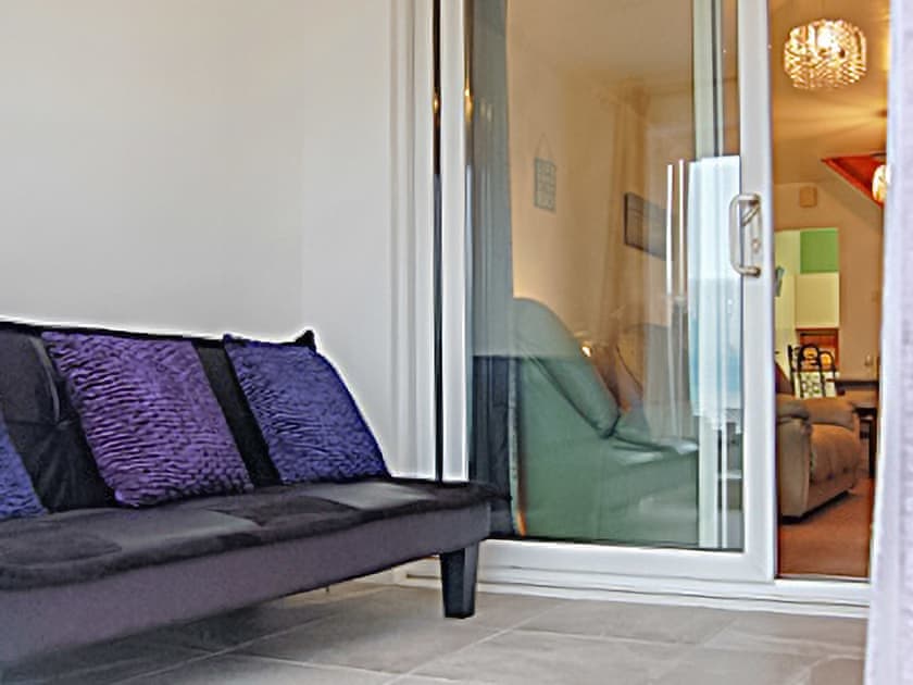Sitting-out-area | Seagull Beach House - Lounge Holidays, Tywyn