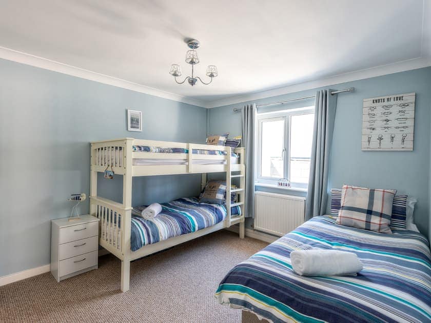 Triple bedroom | Sound Of The Sea, Tywyn