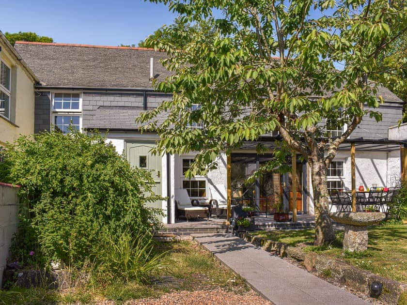 Exterior | Willow Tree Cottage, Angarrack, near Hayle