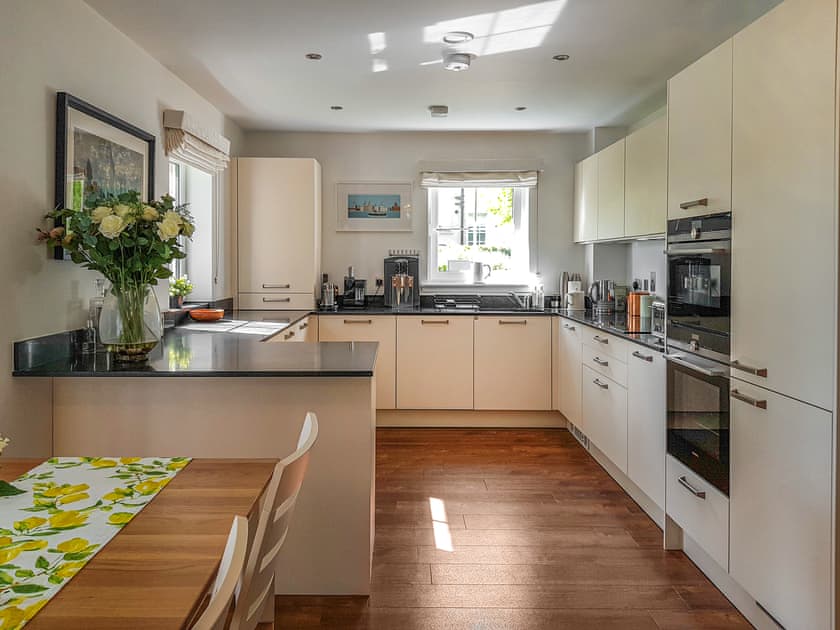 Kitchen | Torrance at Abbey Park Avenue, St Andrews