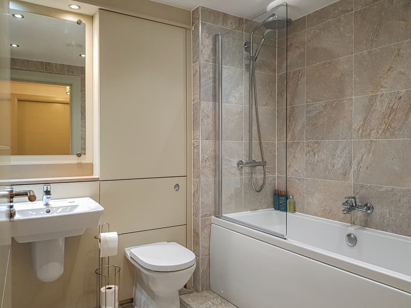 Bathroom | Torrance at Abbey Park Avenue, St Andrews