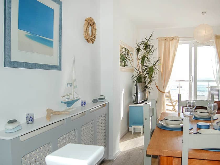 Dining Area | Chwerthin Y Mor Beach House, Aberdovey