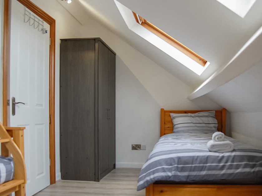 Single bedroom | Idris View, Tywyn