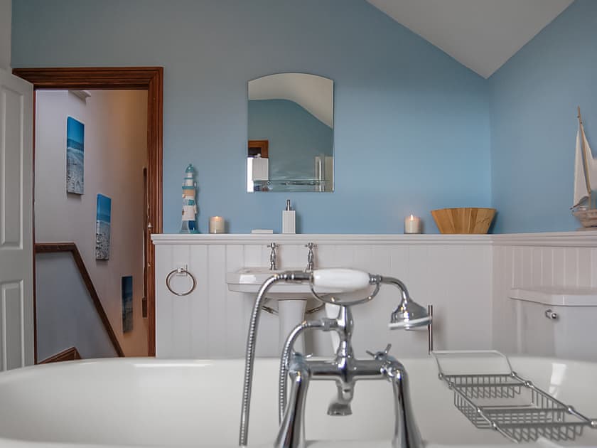 Bathroom | Idris View, Tywyn
