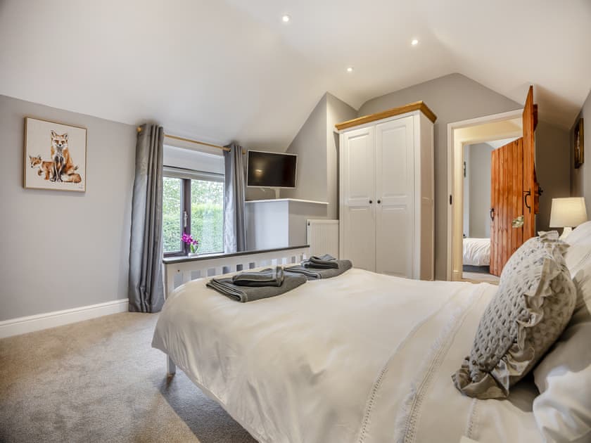 Double bedroom | Huntspill Cottage, Holbeach Bank, near Spalding