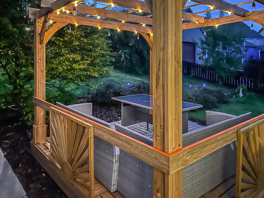 Sitting-out-area | Willow Lodge, Macduff, near Banff