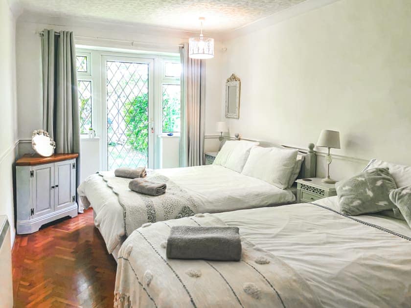 Twin bedroom | Aelybryn, Tyn Y Groes