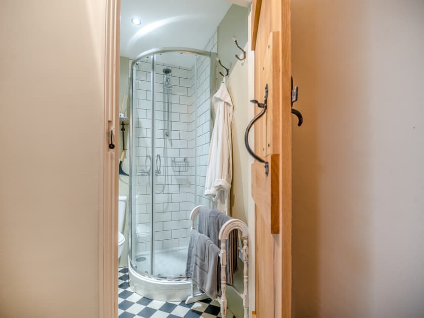 Bathroom | The Old Candle Shop, Walsingham, Wells-next-the-Sea