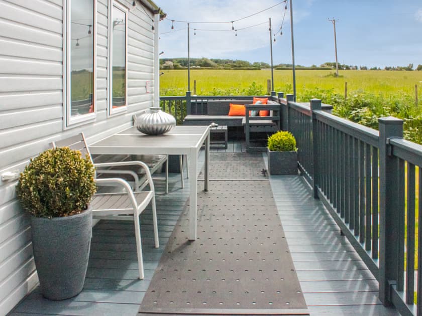 Sitting-out-area | Long View  Lodge, Felton
