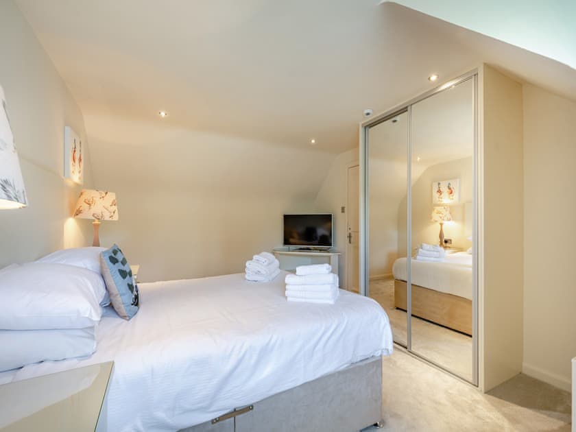 Double bedroom | Duck Bay Cottage 1 - Duck Bay Cottages, Alexandria, near Loch Lomond