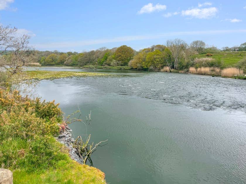Surrounding area | Old Stables Cottage, Ponthirwaun