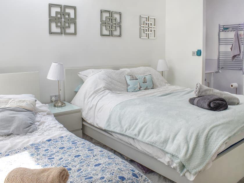 Double bedroom | Seaside Place, Shoreham-by-Sea, near Brighton