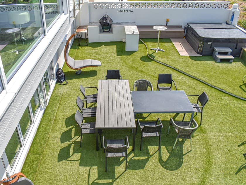 Sitting-out-area | Seaside Place, Shoreham-by-Sea, near Brighton