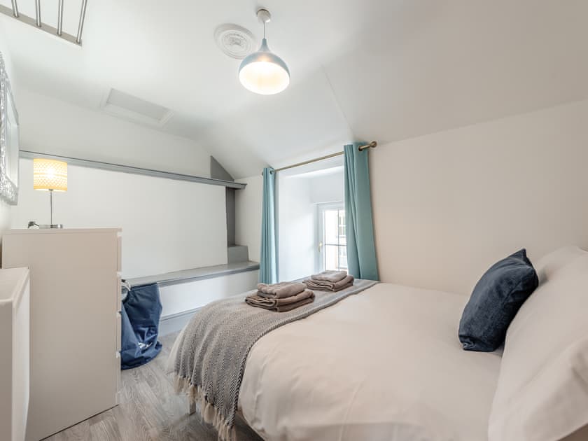 Double bedroom | Snowdrop, Eglwyswrw
