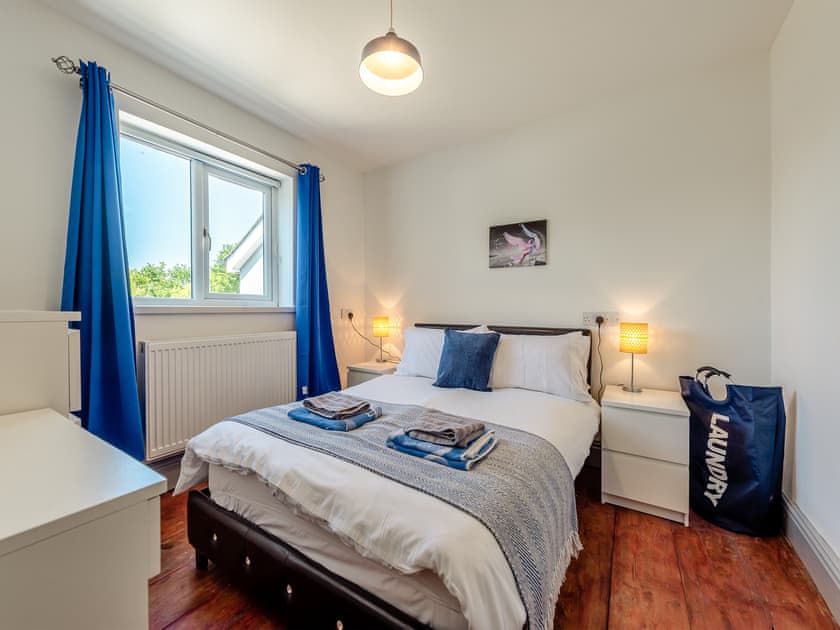 Double bedroom | Snowdrop, Eglwyswrw