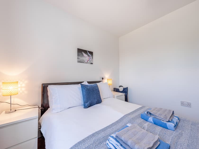 Double bedroom | Snowdrop, Eglwyswrw