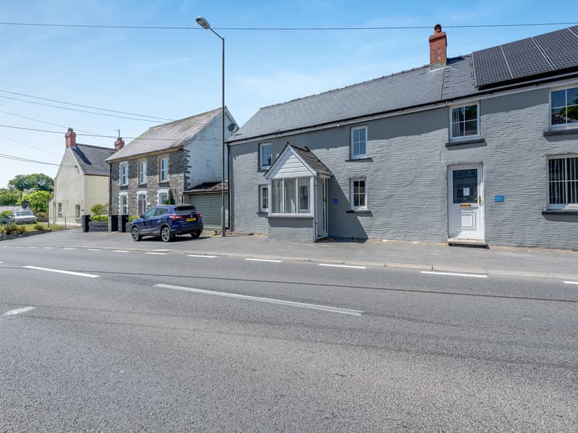 Exterior | Snowdrop, Eglwyswrw