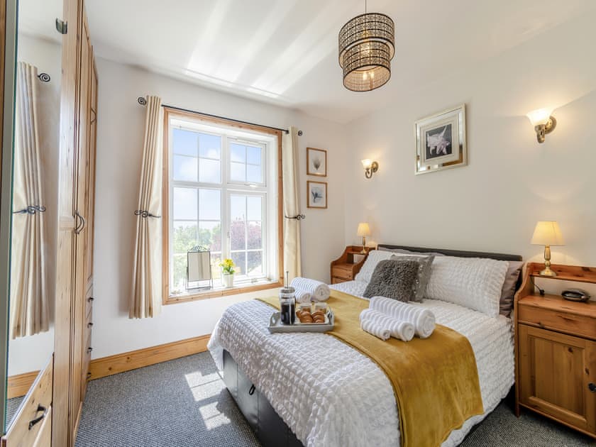 Double bedroom | Oakdale Lodge, Hopwood, Nr Alvechurch