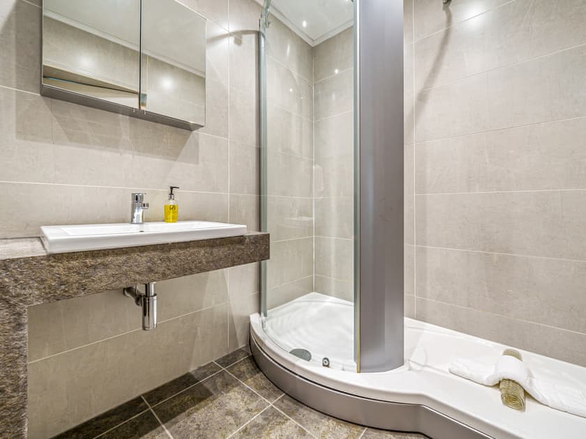 Bathroom | Number One - The Terrace, Windermere