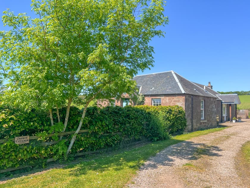 Exterior | Strathisla Farm Cottages- Osprey Cottage - Strathisla Farm Cottages, Meigle