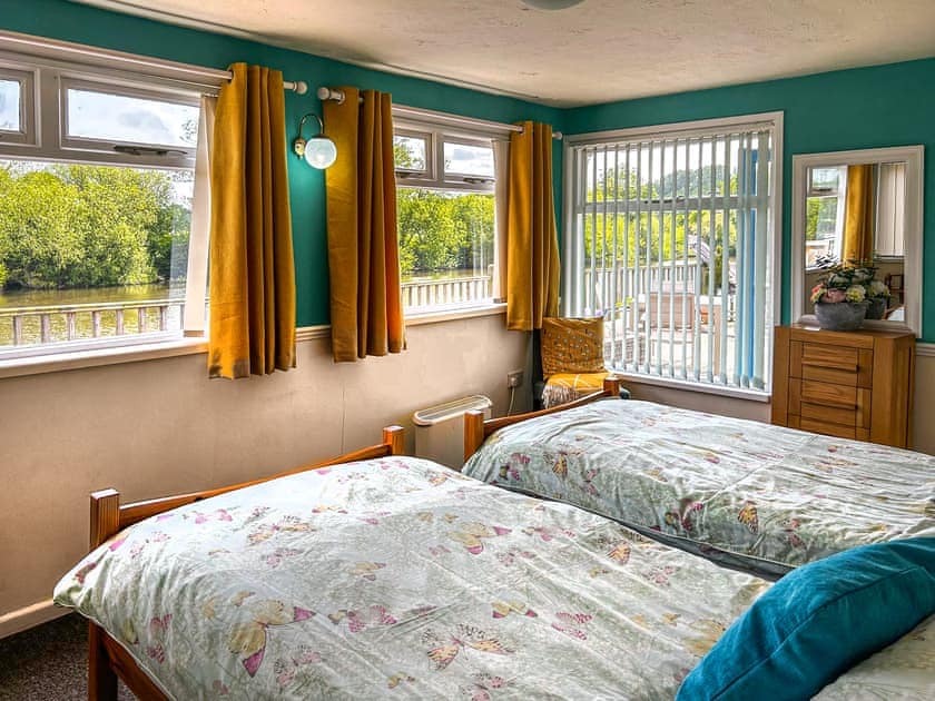 Twin bedroom | Osokozy Cottage, Shrawley, near Worcester
