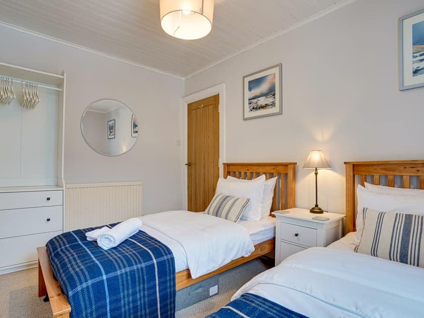 Twin bedroom | Sage Cottage, Buxton