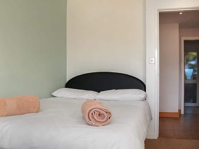 Double bedroom | Tawel Fryn, Llanelltyd, near Dolgellau
