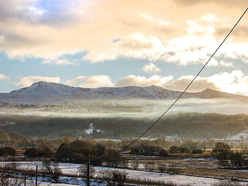 Surrounding area | Tawel Fryn, Llanelltyd, near Dolgellau