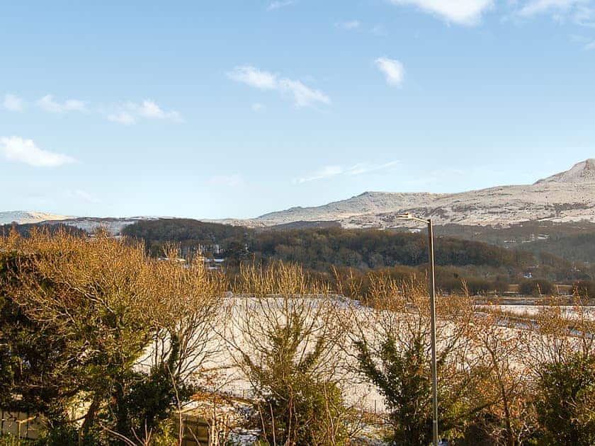 Surrounding area | Tawel Fryn, Llanelltyd, near Dolgellau