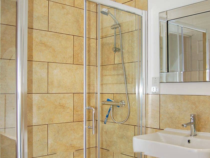 Bathroom | Ty Capel, Tywyn