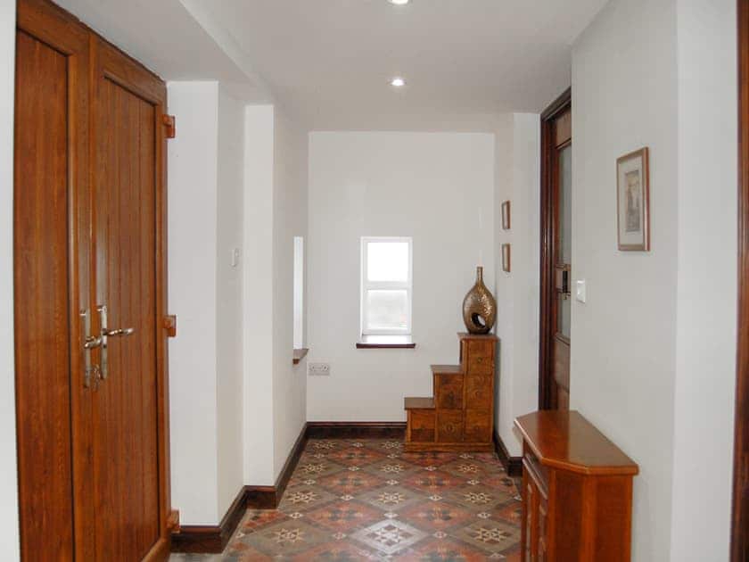 Hallway | Ty Capel, Tywyn