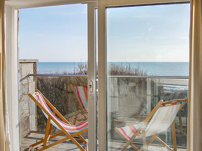 Balcony | Ty Traeth Beach House, Tywyn