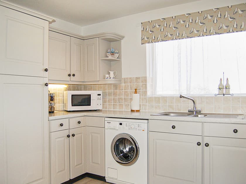 Kitchen | Ty Traeth Beach House, Tywyn