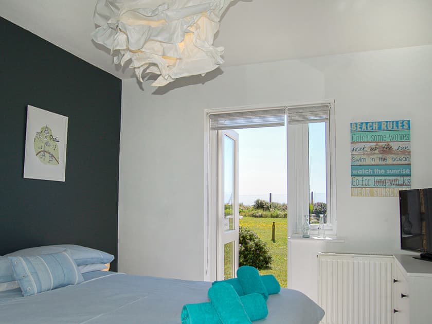 Double bedroom | Tywyn Beach House, Tywyn