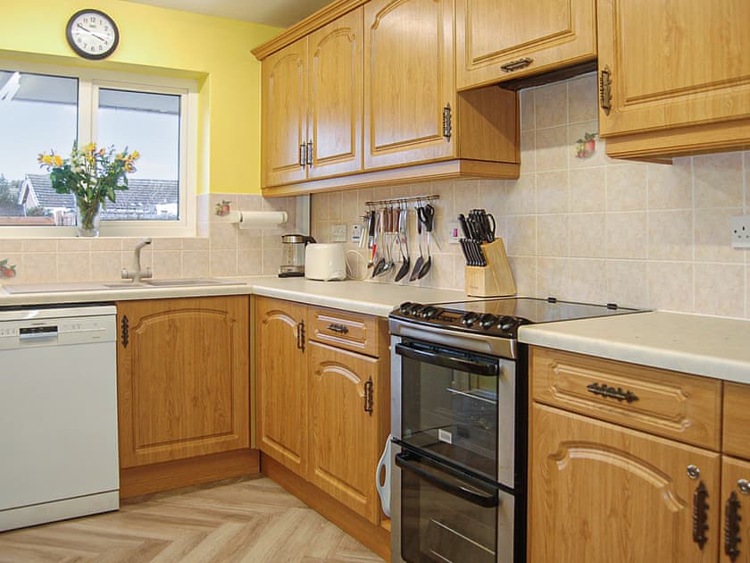 Kitchen | Wulfrun, Tywyn