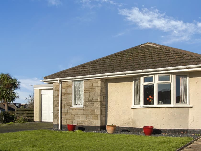 Exterior | Wulfrun, Tywyn
