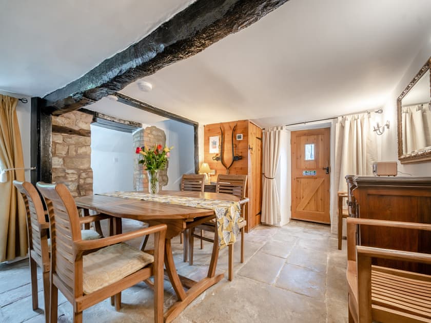 Dining room | Billow Farm Annexe, Breadstone, Vale of Berkeley