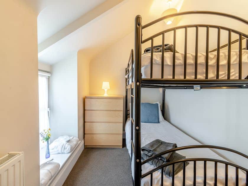 Bunk bedroom | Station Hall, Cilgerran, near Cardigan