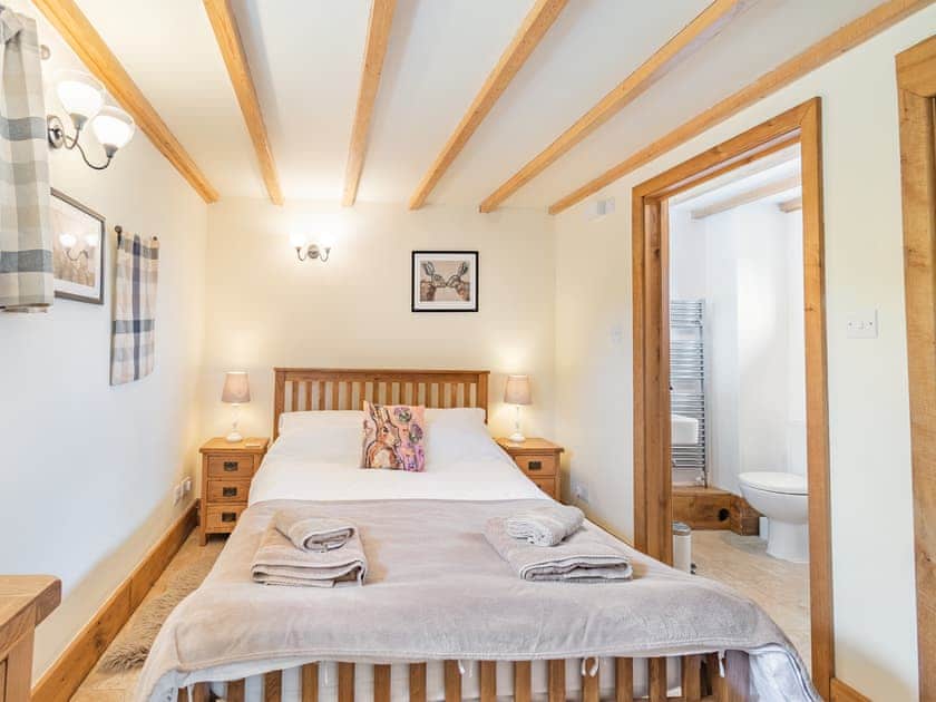 Double bedroom | Orchard Cottage - Sadler House Farm Cottages, Goathland, near Whitby