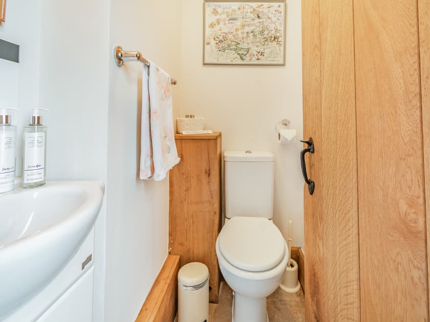 Bathroom | Orchard Cottage - Sadler House Farm Cottages, Goathland, near Whitby