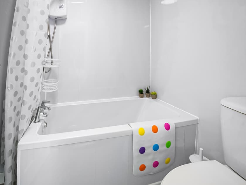 Bathroom | The Ascot, Blackpool