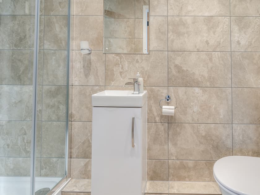 Bathroom | The Granary - Grange Farm Cottages, Sewerby, near Bridlington