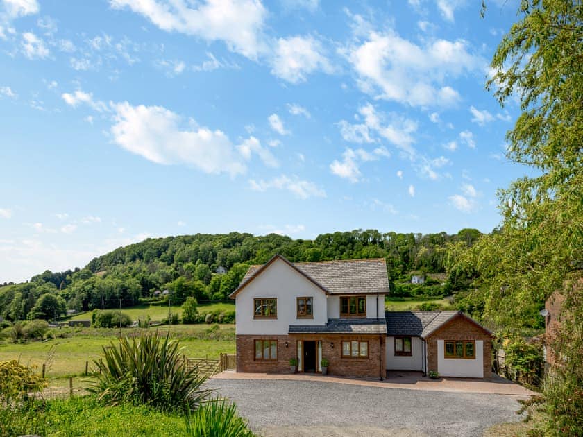 Exterior | Dyffryn Cain, Aberystwyth